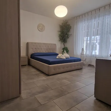 Costa Apartament Konukevi Livorno